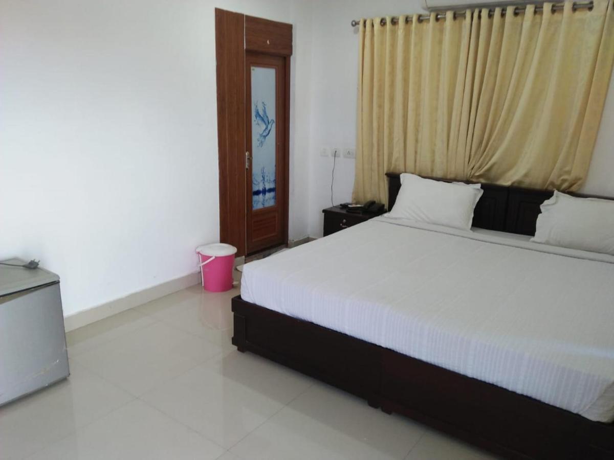 Mp Residancy Hotel Perintalmanna ภายนอก รูปภาพ